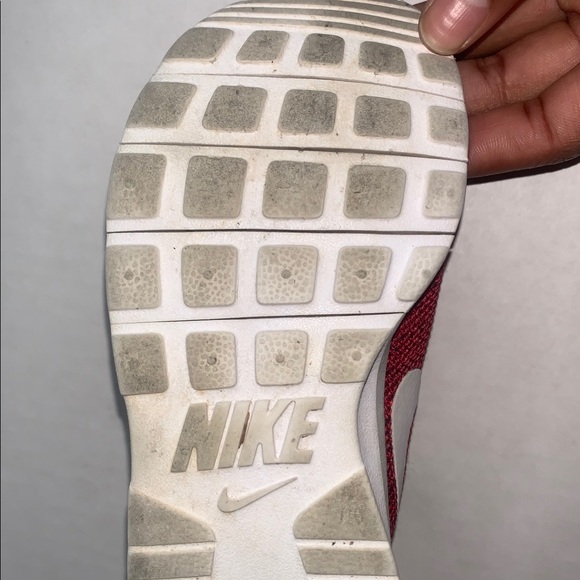 Kids pink nike shoes - Picture 5 of 7